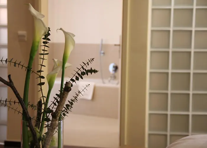 施万餐厅酒店 2*